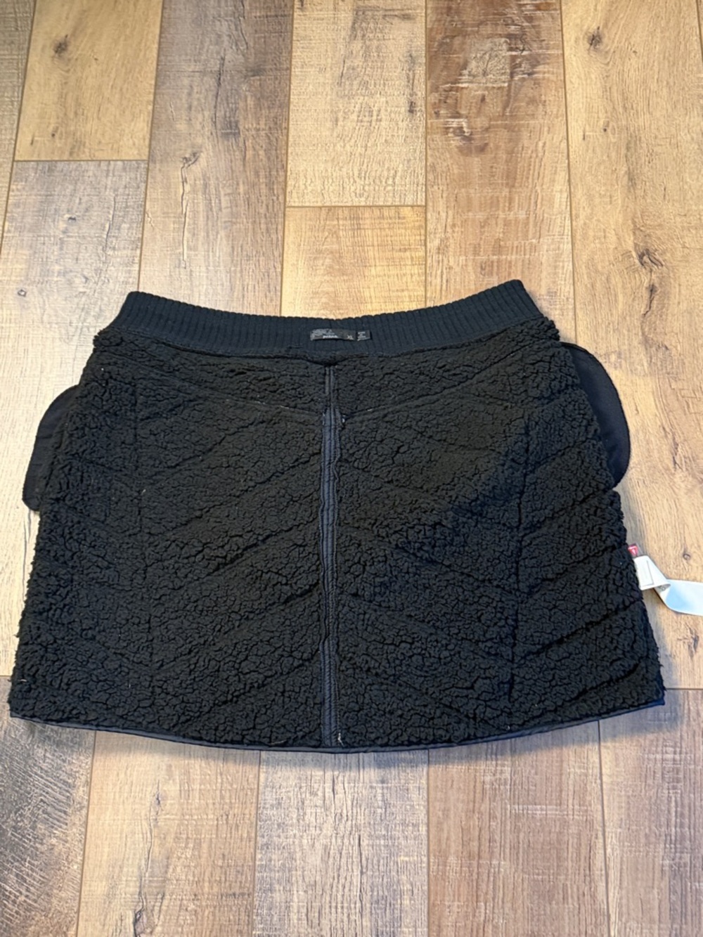 prAna Diva Wrap Quilted Fleece Lined Black Skirt Size XL - Picture 10 of 12